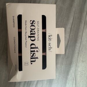 kit•sch Self-Draining Soap Dish in Terracotta